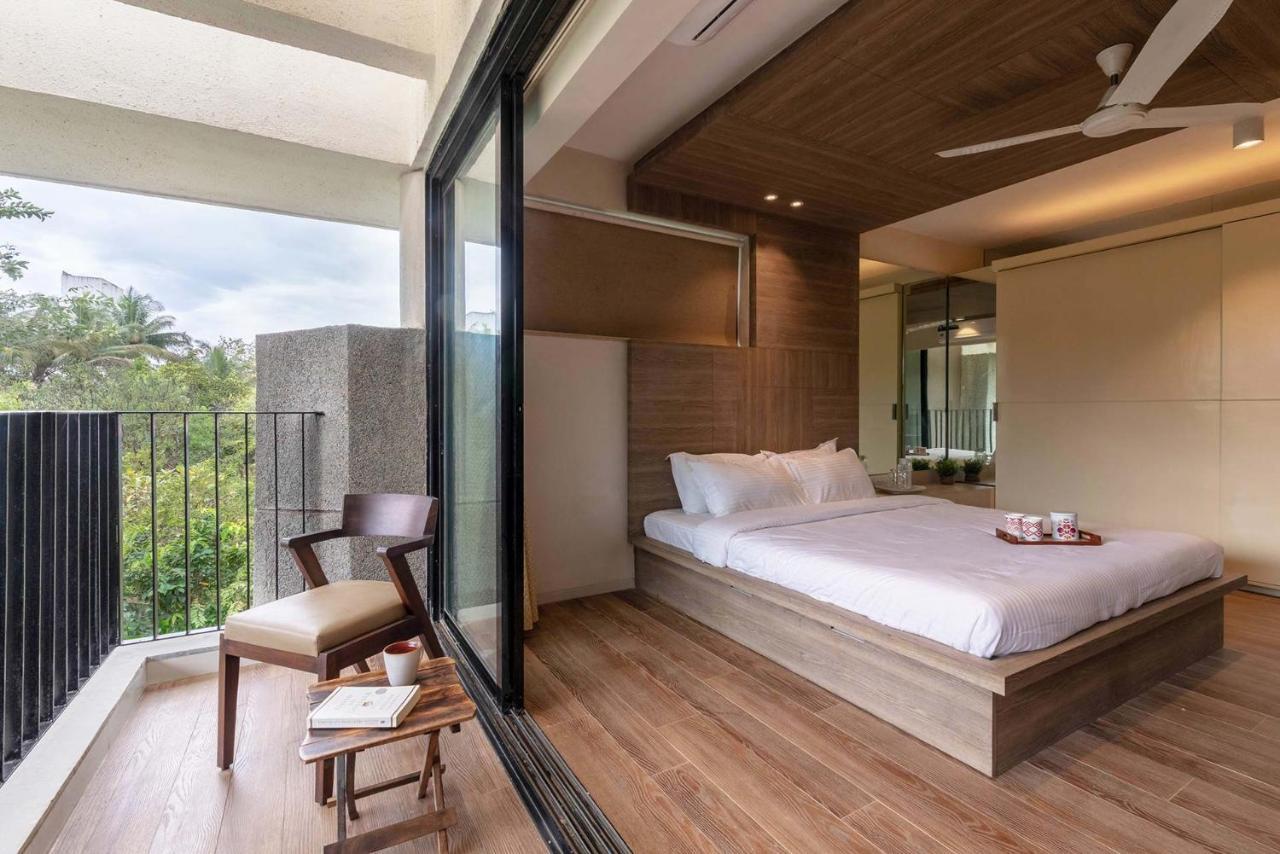 Villa Foresta By Stayvista With Modern Decor, Swimming Pool & Expansive Lawn For A Perfect Escape 로나발라 외부 사진