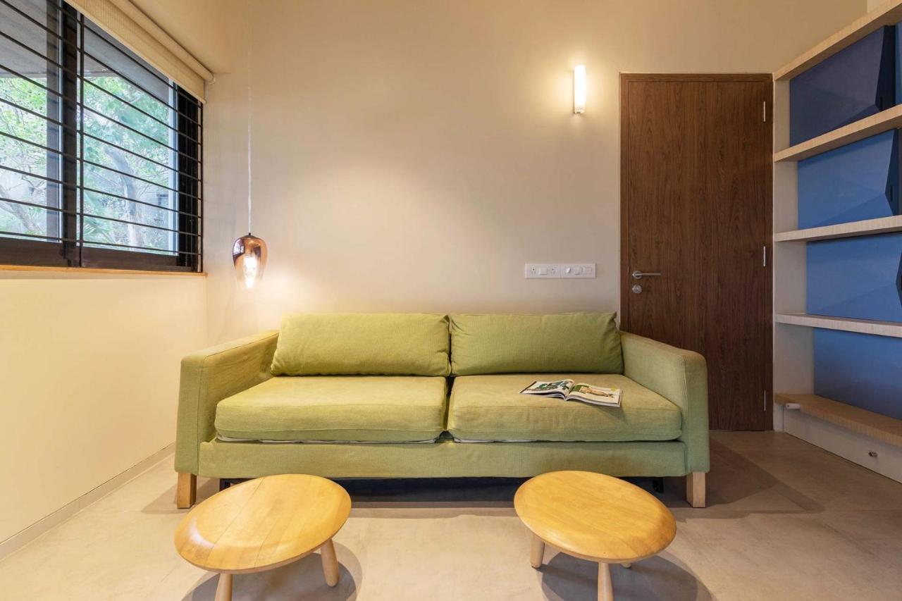 Villa Foresta By Stayvista With Modern Decor, Swimming Pool & Expansive Lawn For A Perfect Escape 로나발라 외부 사진